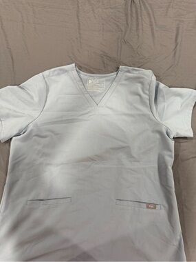 Figs V-Neck Scrub Top in Light Gray-Blue